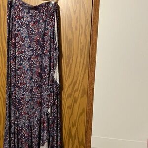 Elegant Paisley Maxi Skirt in Blue and Red